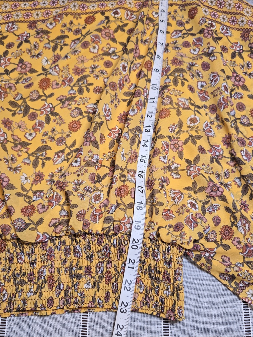 Max Studio Blouse Ruffle Sleeve Yellow Size Large - Picture 9 of 11